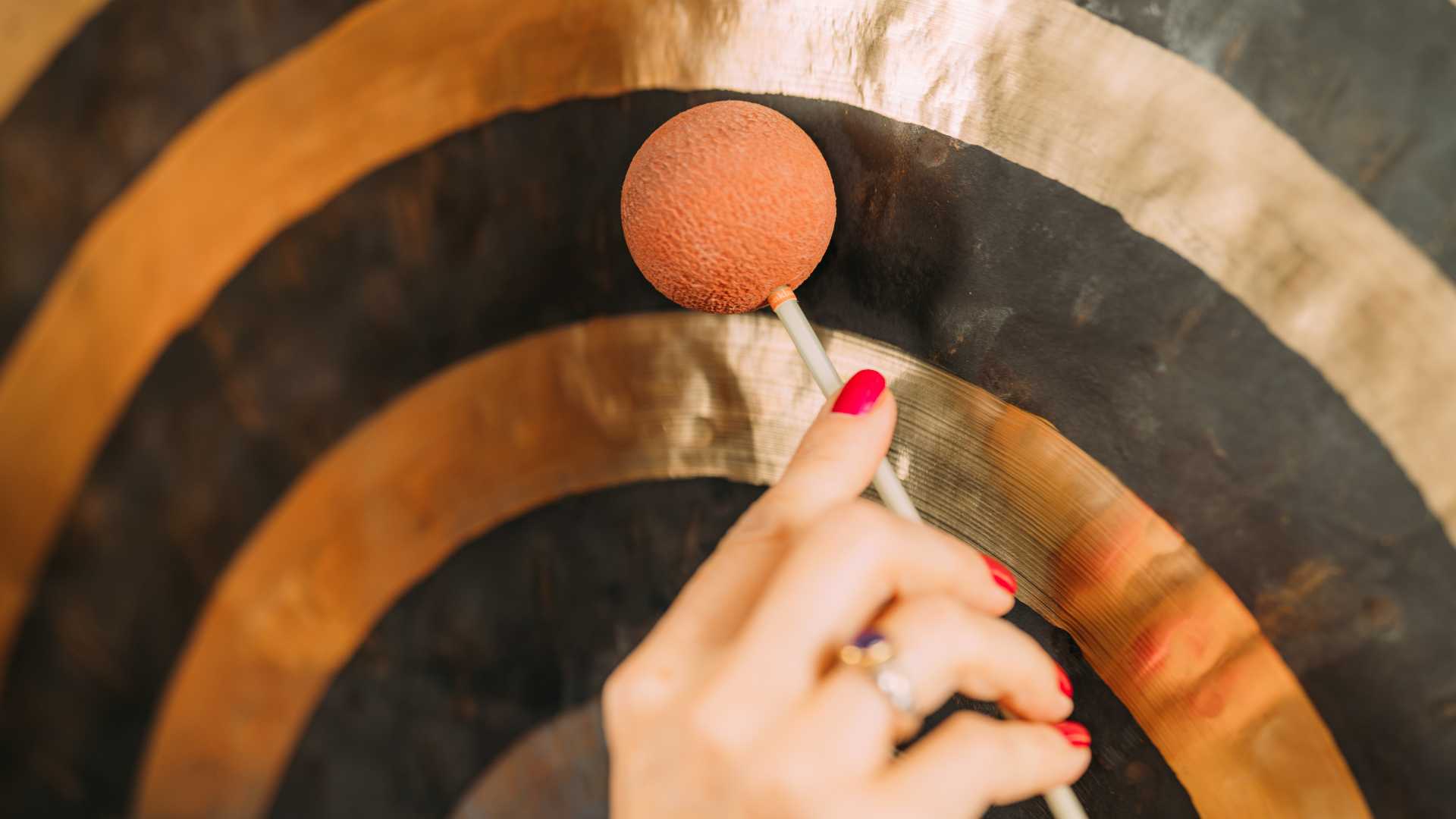 “Sound Bathing: Is sound immersion the new meditation?
